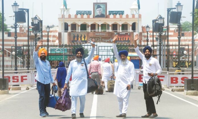 Sikh pilgrims Baisakhi